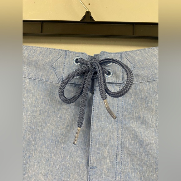 Vineyard Vines Men’s Blue Swim Trunk Size 35 Board Shorts Surf Swim Pool Beach - Picture 3 of 7